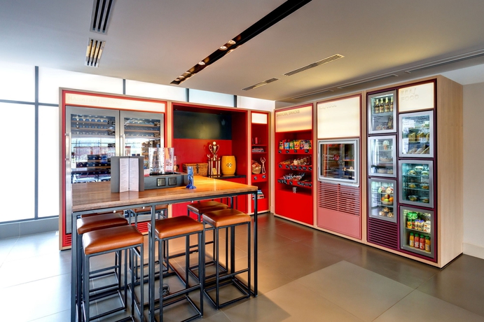 Imagen del bar/restaurante del Hotel Azimut Ufa. Foto 3