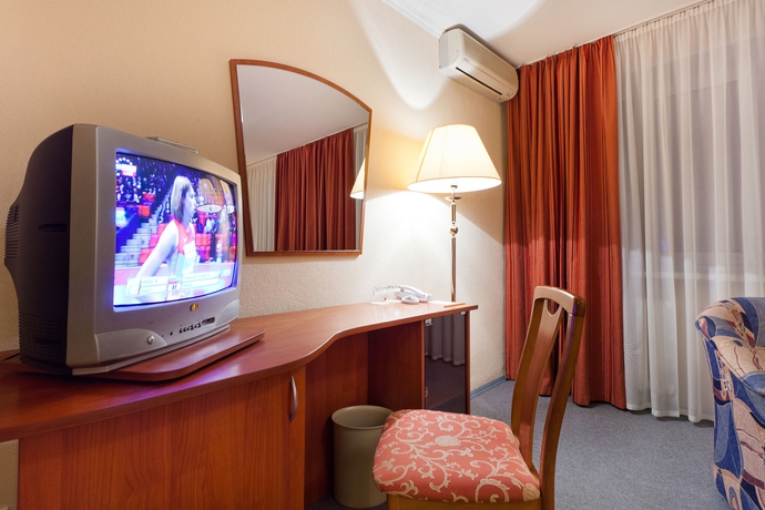 Imagen de la habitación del Hotel Azimut Ufa. Foto 7