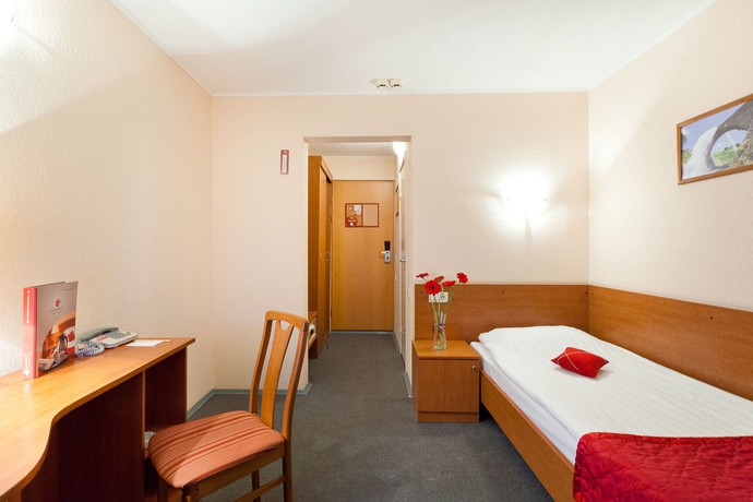 Imagen de la habitación del Hotel Azimut Ufa. Foto 10