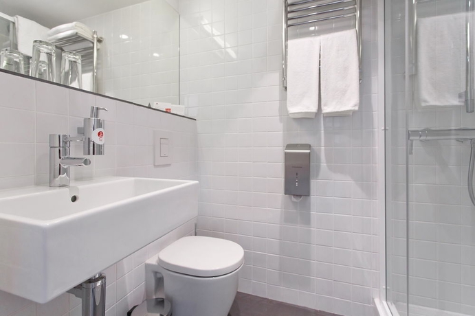 Imagen de la habitación del Hotel Azimut Vladivostok. Foto 15