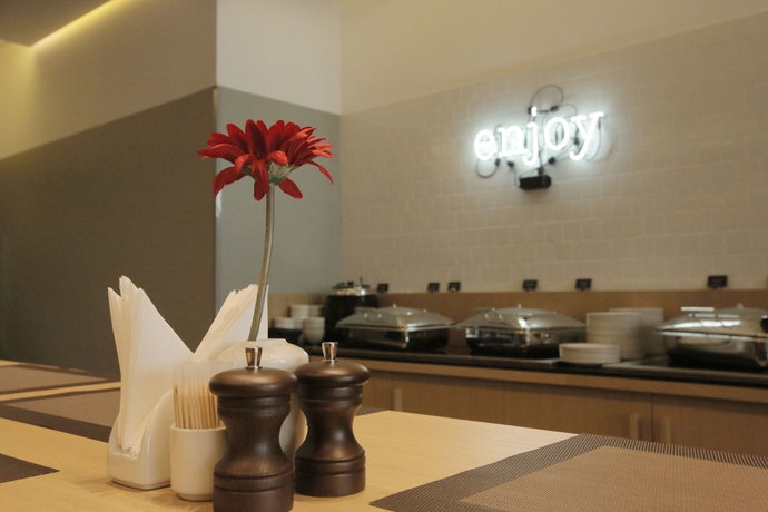 Imagen del bar/restaurante del Hotel Azimut Voronezh. Foto 3