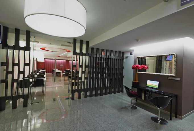 Imagen de los interiores del Hotel Azinheira by RIDAN Hotels. Foto 11