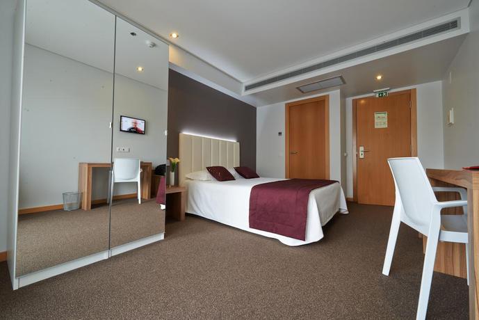 Imagen de la habitación del Hotel Azinheira by RIDAN Hotels. Foto 4