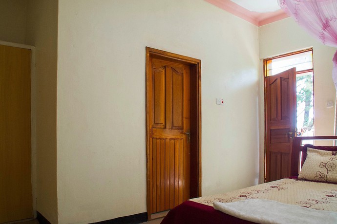 Imagen de la habitación del Hotel Azisar Grand Hotel. Foto 5