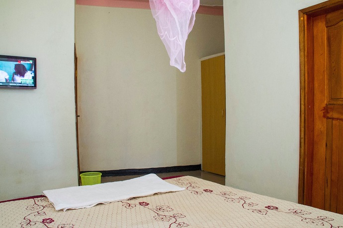 Imagen de la habitación del Hotel Azisar Grand Hotel. Foto 7