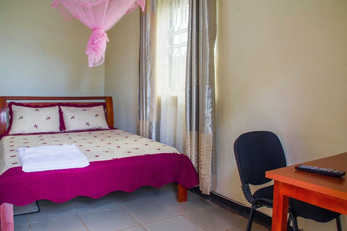 Imagen de la habitación del Hotel Azisar Grand Hotel. Foto 13