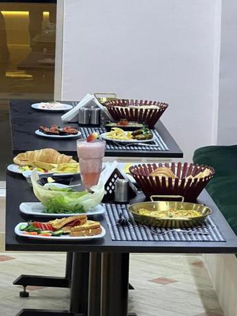 Imagen general del Hotel Aziz Egypt Pyramids View. Foto 9