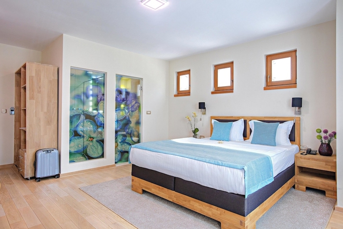 Imagen de la habitación del Hotel Aziza. Foto 18