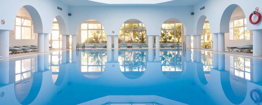 Imagen de la piscina del Hotel Aziza Thalasso Golf. Foto 10