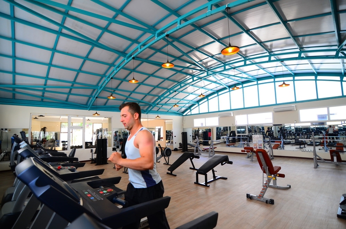 Imagen de los interiores del Hotel Azka. Foto 6