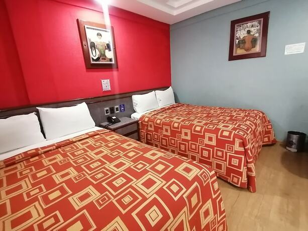 Imagen de la habitación del Hotel Azores. Foto 21