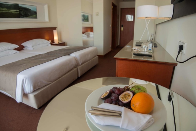 Imagen de la habitación del Hotel Azoris Faial Garden - Resort. Foto 2