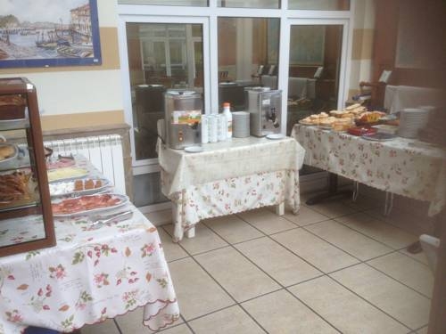 Imagen general del Hotel Azpiazu. Foto 5