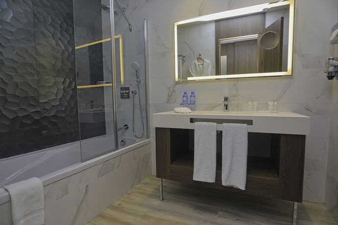 Imagen de la habitación del Hotel Azs Grand Oran. Foto 8