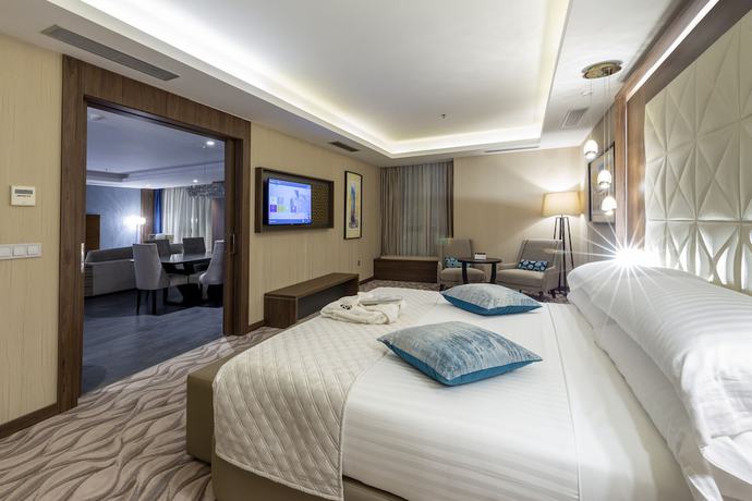 Imagen de la habitación del Hotel Azs Grand Oran. Foto 11