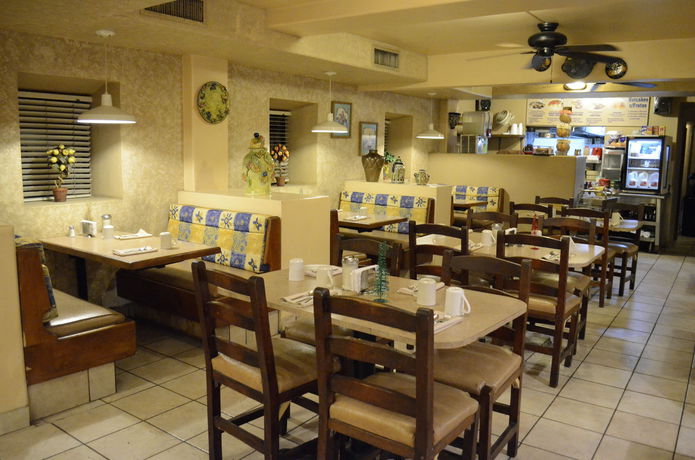 Imagen de la habitación del Hotel Azteca De Oro Mexicali. Foto 7