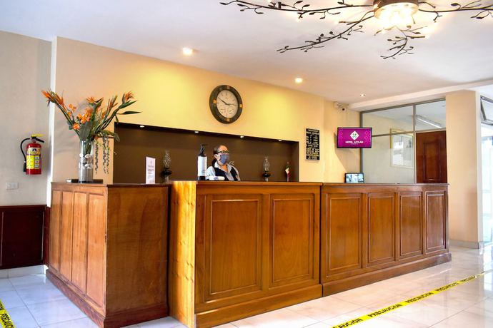 Imagen de los interiores del Hotel Aztlan. Foto 4