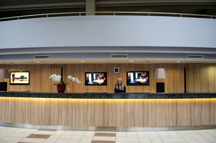 Imagen de los interiores del Hotel Az&uacute;r, Siofok. Foto 18