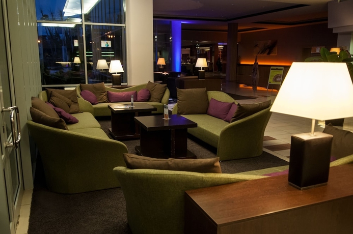 Imagen de los interiores del Hotel Az&uacute;r, Siofok. Foto 19