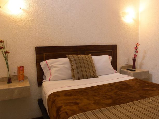 Imagen de la habitación del Hotel Azucena, Huamantla. Foto 9