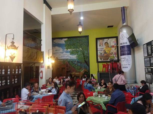 Imagen del bar/restaurante del Hotel Azul Agave. Foto 2