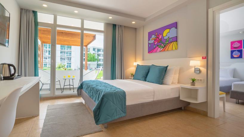 Imagen de la habitación del Hotel Azul Beach Resort Montenegro. Foto 7