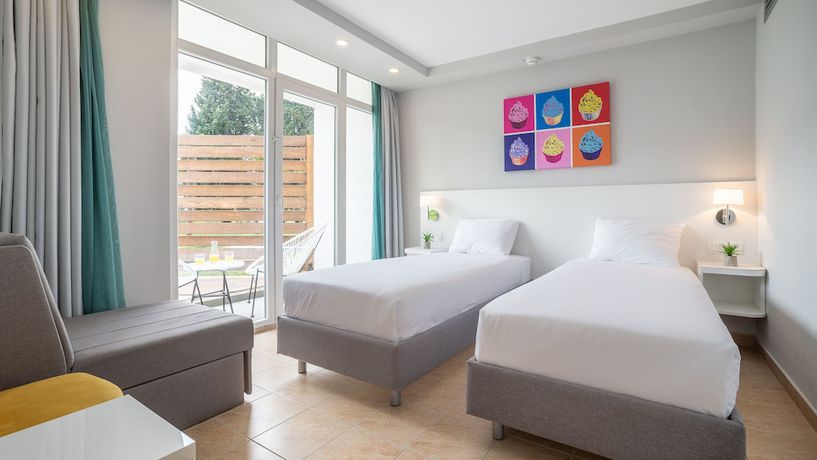 Imagen de la habitación del Hotel Azul Beach Resort Montenegro. Foto 14