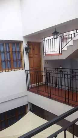 Imagen de los interiores del Hotel Azul Departamentos. Foto 11