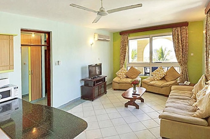 Imagen de la habitación del Hotel Azul Margarita Beach Resort, MOMBASA. Foto 20