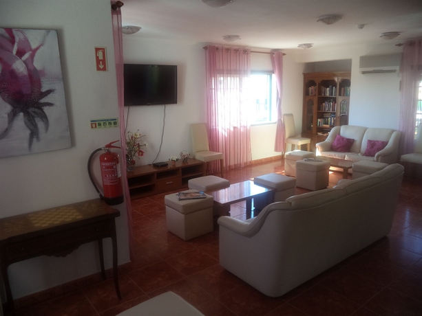 Imagen de los interiores del Hotel Azul Praia. Foto 13