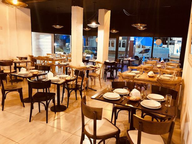 Imagen del bar/restaurante del Hotel Azul Puerto Punta Del Este. Foto 3