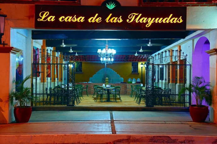 Imagen del bar/restaurante del Hotel Azul Sirena. Foto 2