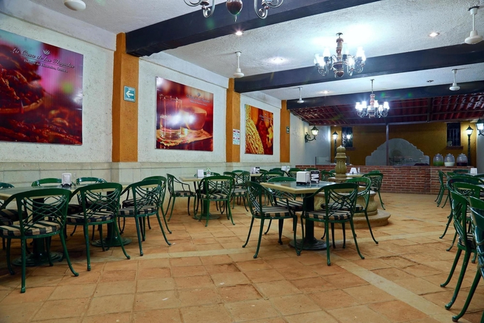 Imagen del bar/restaurante del Hotel Azul Sirena. Foto 3