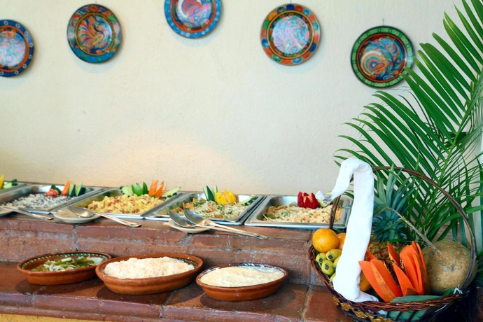 Imagen del bar/restaurante del Hotel Azul Sirena. Foto 7