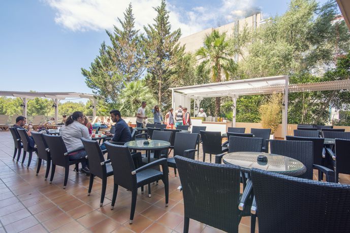 Imagen general del Hotel Azuline Bahamas and Bahamas II. Foto 16