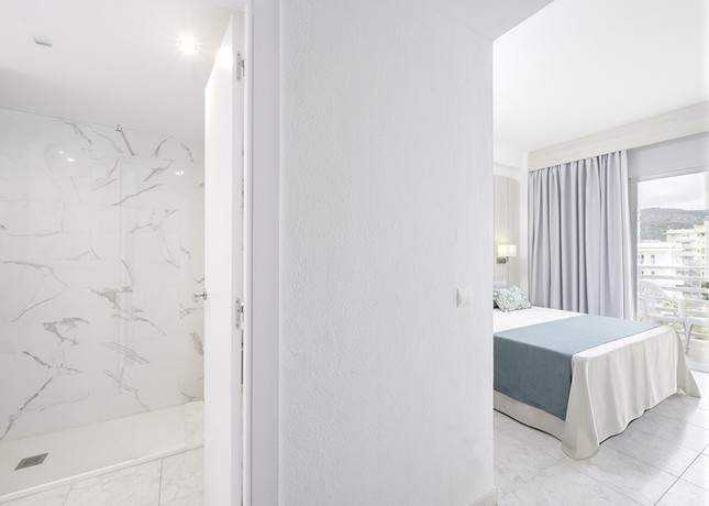 Imagen de la habitación del Hotel Azuline Palmanova Garden. Foto 2