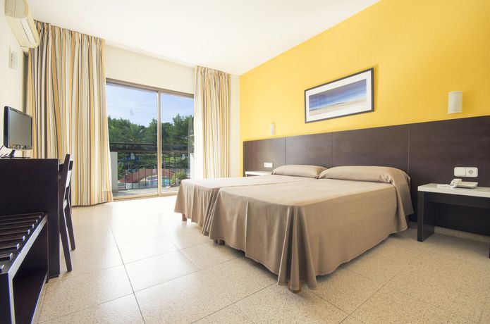 Imagen general del Hotel Azuline es Mar Amantis and Mar Amantis II. Foto 11