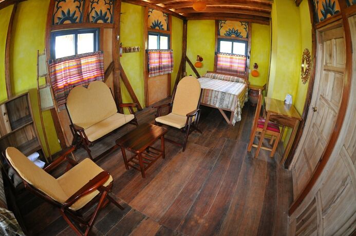 Imagen de la habitación del Hotel Azuluna Eco-Lodge. Foto 19