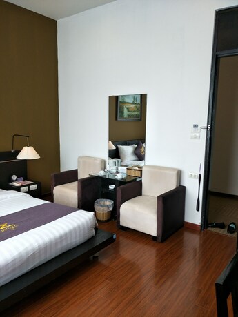 Imagen de la habitación del Hotel Azumaya Hai Ba Trung 1. Foto 26