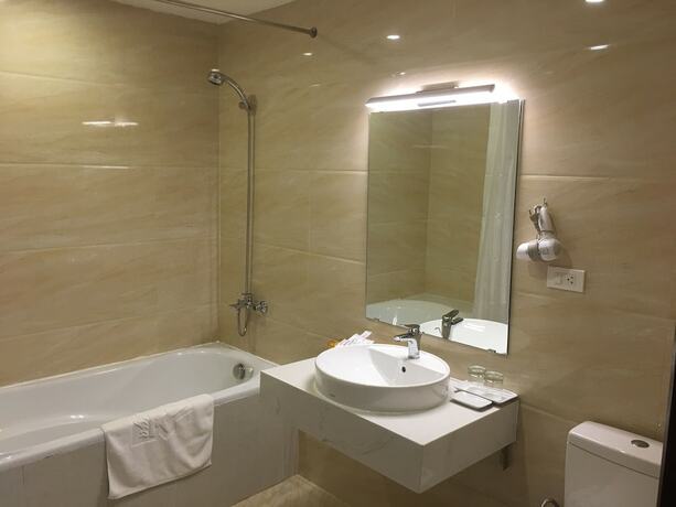 Imagen general del Hotel Azumaya Linh Lang. Foto 2