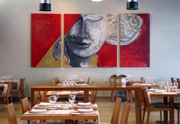 Imagen del bar/restaurante del Hotel Azuqueca Elegance. Foto 2