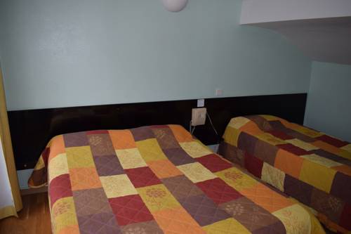 Imagen de la habitación del Hotel Azur, EPINAL. Foto 7