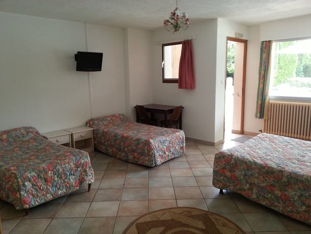 Imagen de la habitación del Hotel Azur, La Freissinouse. Foto 10