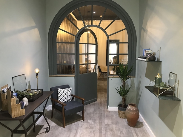 Imagen de los interiores del Hotel Azur, Marsella. Foto 18