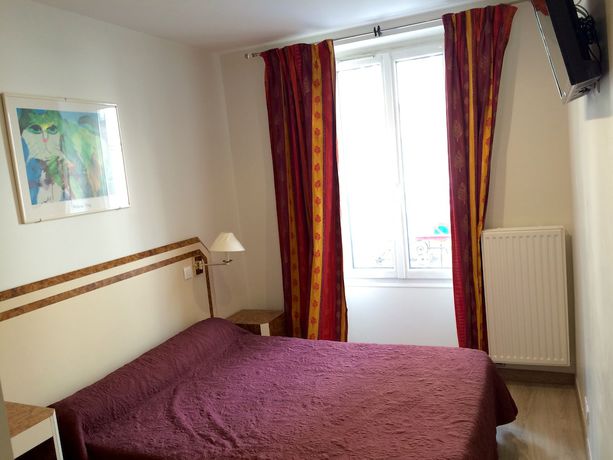 Imagen de la habitación del Hotel Azur Montmartre. Foto 6