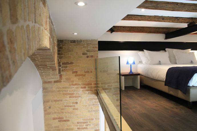 Imagen de la habitación del Hotel Azur Palace Luxury Rooms. Foto 7