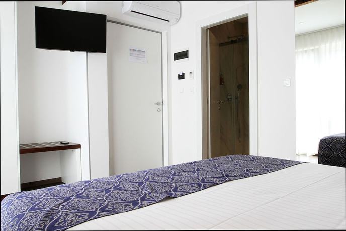 Imagen de la habitación del Hotel Azur Palace Luxury Rooms. Foto 9