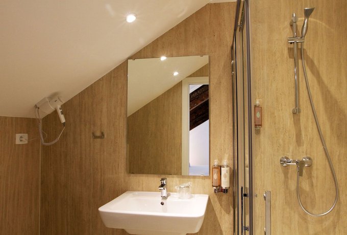 Imagen de la habitación del Hotel Azur Palace Luxury Rooms. Foto 11