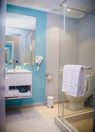 Imagen de la habitación del Hotel Azur Paradise. Foto 18