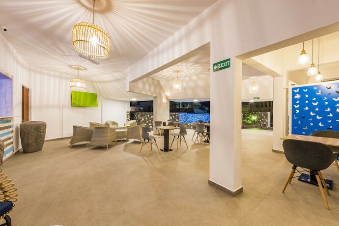 Imagen general del Hotel Azur Paradise. Foto 5